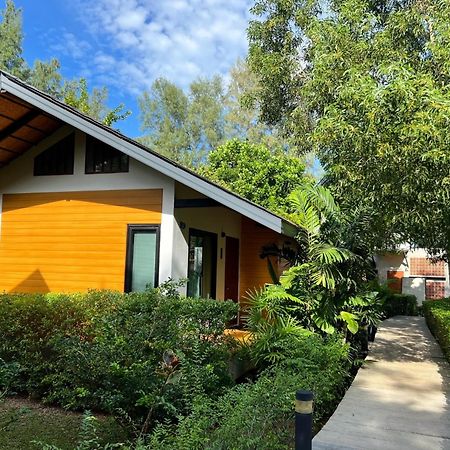 Hotel The Mantra Navi Ko Lanta Zewnętrze zdjęcie
