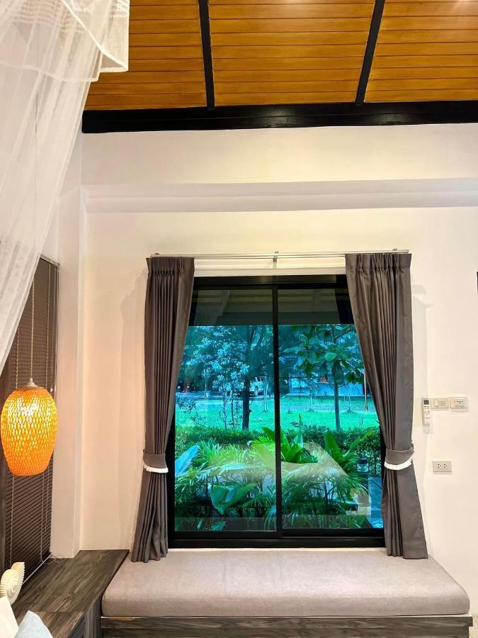 Hotel The Mantra Navi Ko Lanta Zewnętrze zdjęcie